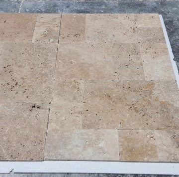 Travertine Crosscut RusticMix thumbled UnFilled French Pattern Set 1.2см.