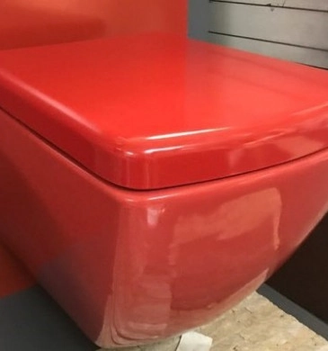 Стенна тоалетна чиния Purity червена