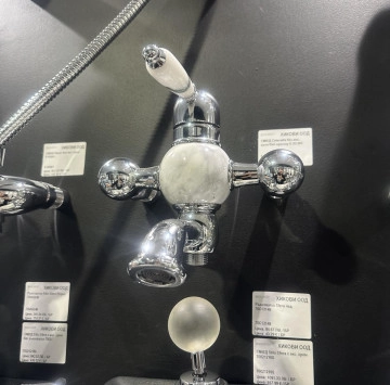 Смесител за вана/душ Calacatta бял мрамор